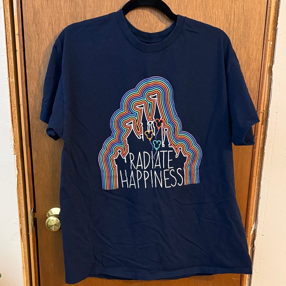 Like new Disney xl Radiate Happiness Graphic T-Shirt castle